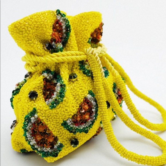 BLOGGERS FAV ZARA WATERMELON BEADED BUCKET BAG - Picture 6 of 8